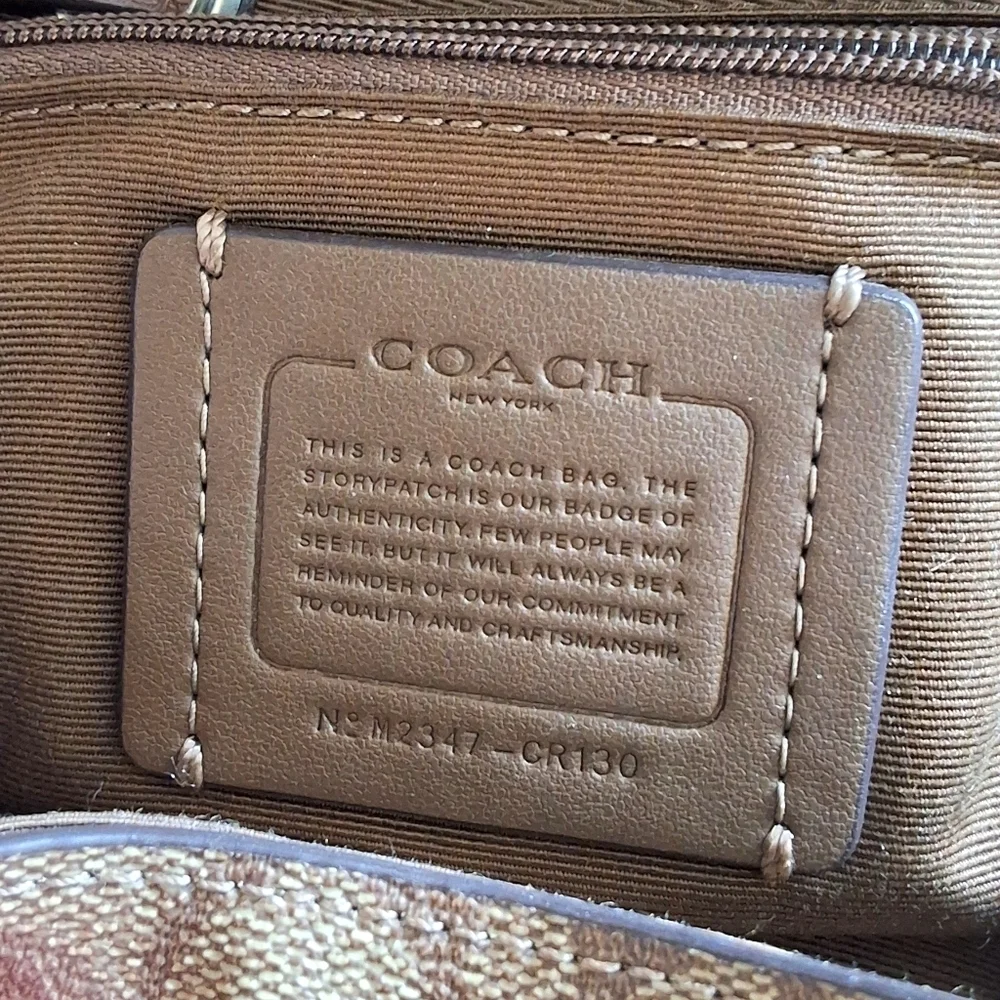 Coach Signature Sierra Drawstring Backpack Khaki/Saddle EUC